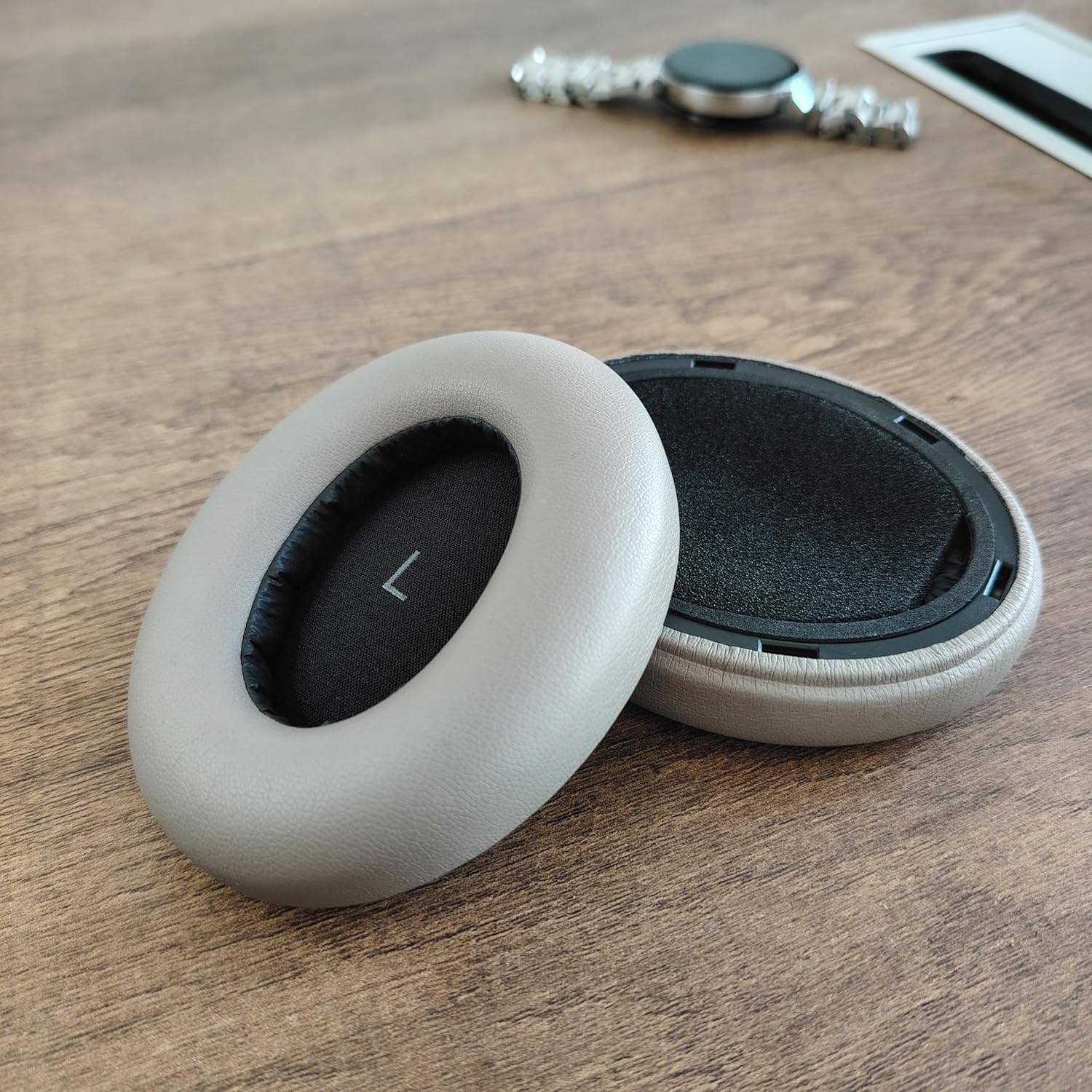 Almofadas de ouvido macias e c - Sennheiser Headphone Momentum 4 avaliação e preço